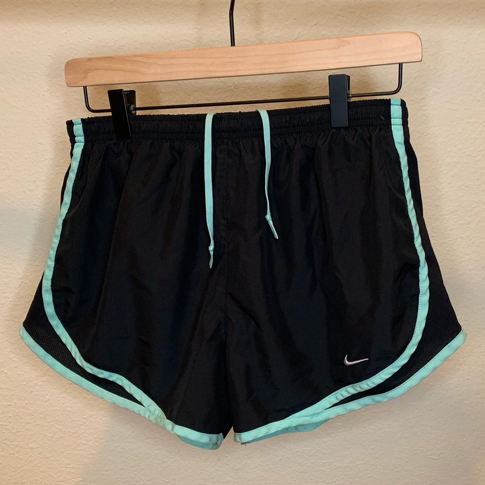 Nike | Women's Dri Fit Shorts | Medium